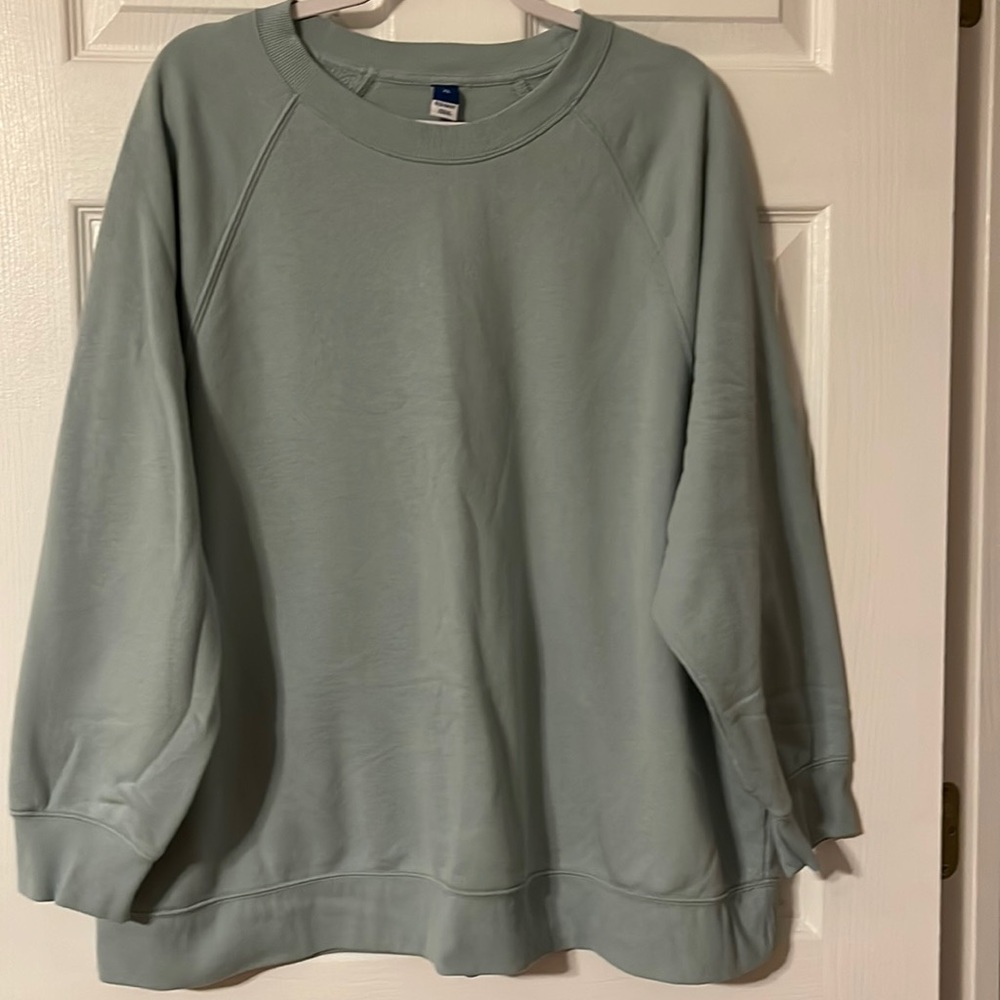 Old navy xl loose fit sweatshirt